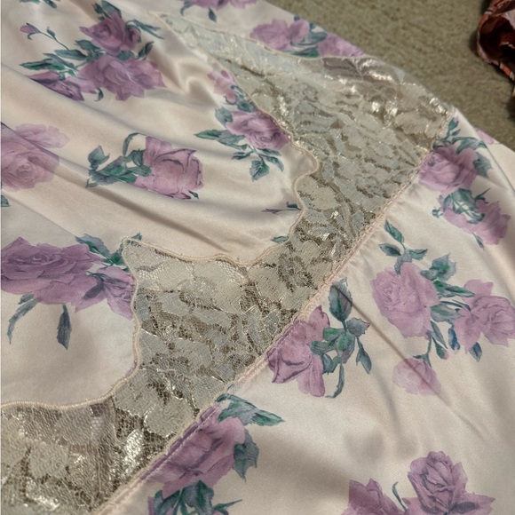 LoveShackFancy floral midi skirt with lace detail - Picture 3 of 5